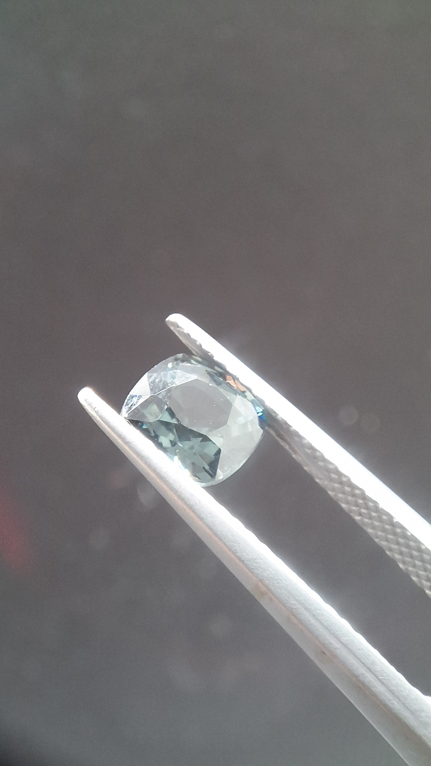 Grey Spinel