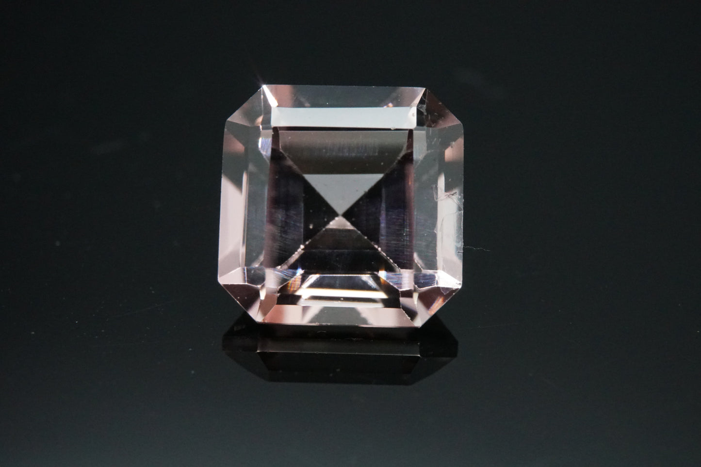 Natürlicher Turmalin aus Nigeria – 1,61 ct – Achteckiger Stufenschliff – Unbehandelt