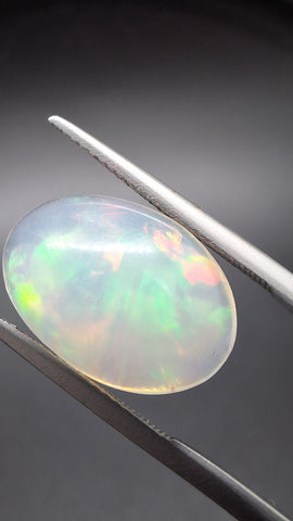 Opal oval