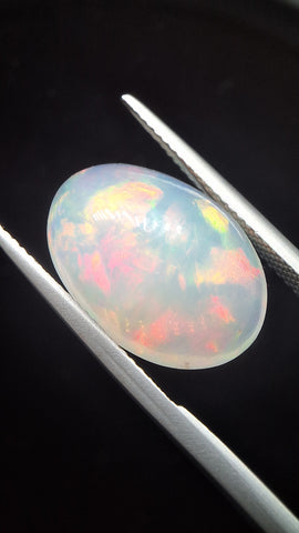 Opal oval