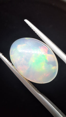 Opal oval