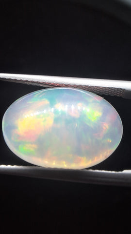 Opal oval