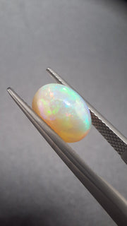 Opal oval