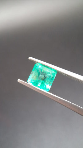 Emeralds cushion