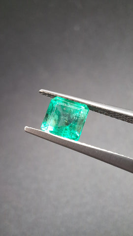 Emeralds cushion