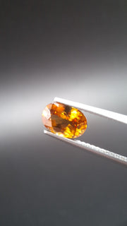 Sphene oval