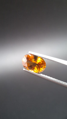 Sphene oval