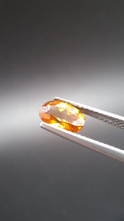 Sphene oval