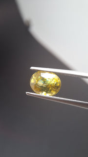 Sphene oval