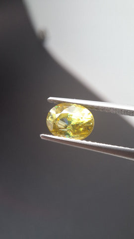 Sphene oval
