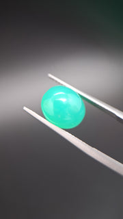 Chrysoprase cabochon