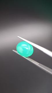 Chrysoprase cabochon