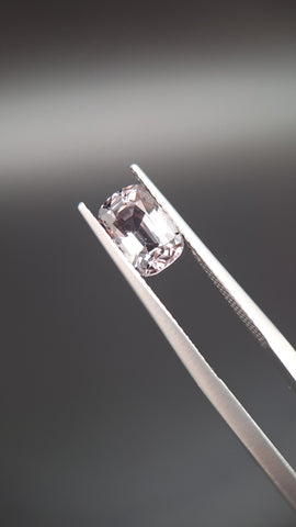 Grey Spinel