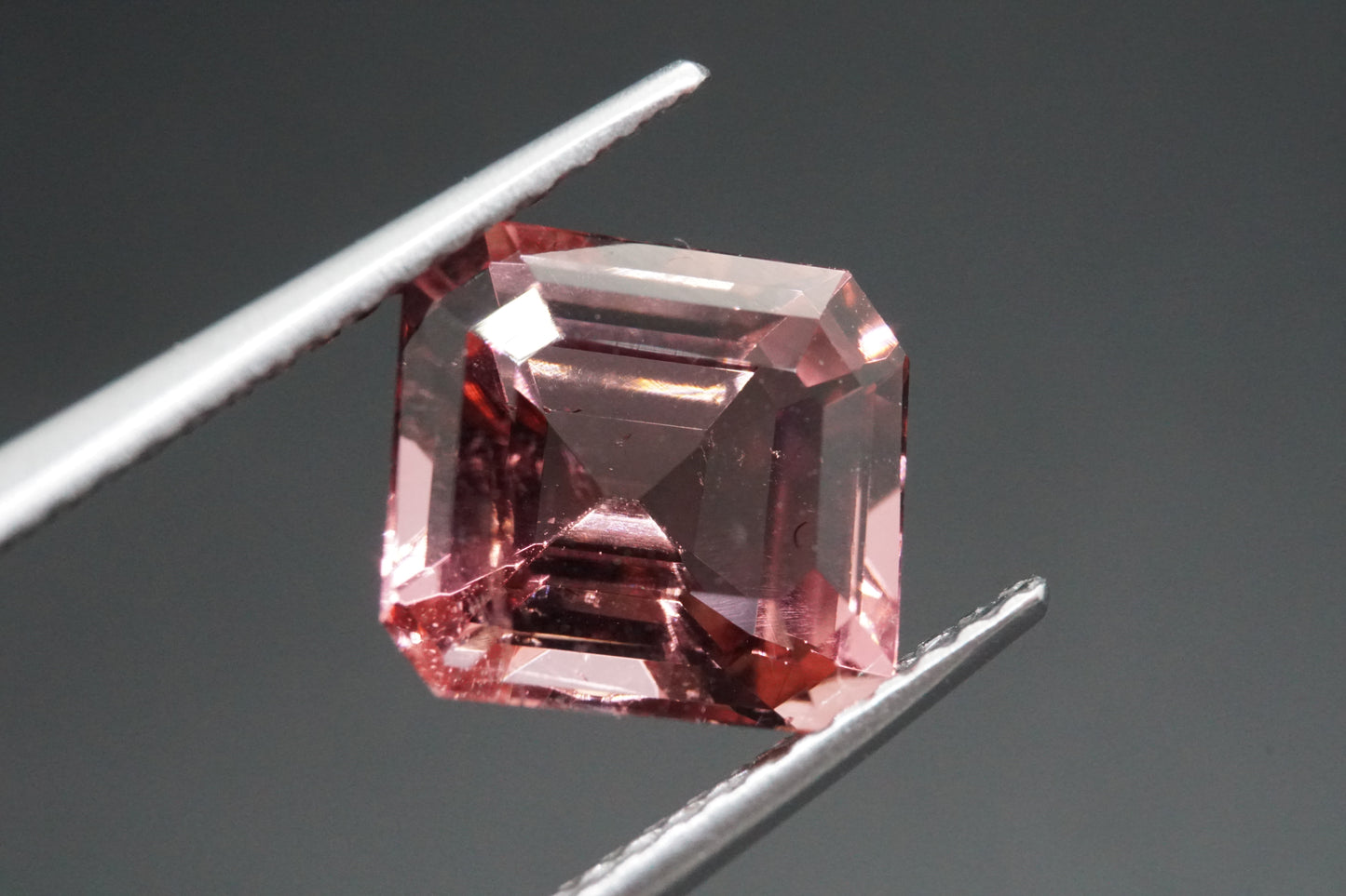 Natürlicher rosa Turmalin aus Madagaskar – 3,04 ct – Achteckschliff (Smaragdschliff)