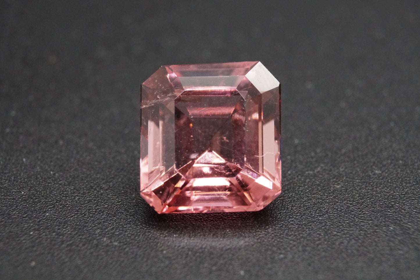 Natürlicher rosa Turmalin aus Madagaskar – 3,04 ct – Achteckschliff (Smaragdschliff)