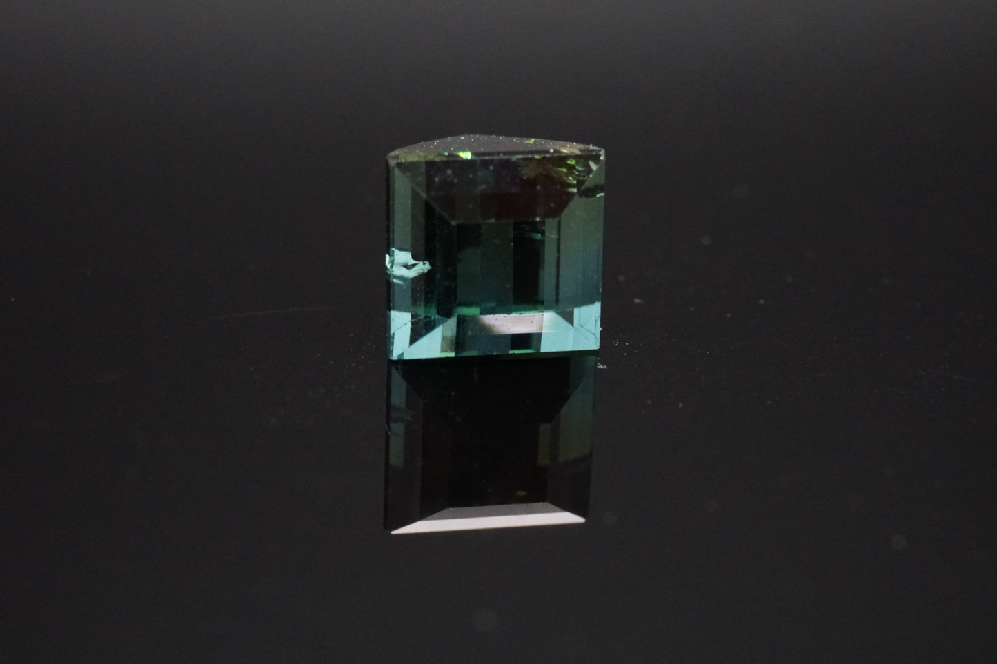 Natürlicher Turmalin aus Nigeria – 2,38 ct – Blaugrün – Unbehandelt