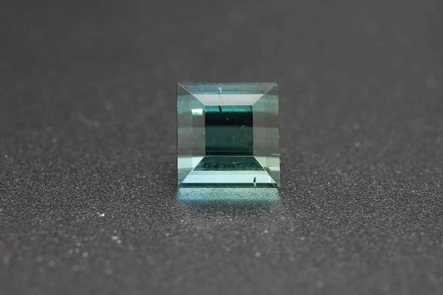 Natürlicher Turmalin aus Nigeria – 2,38 ct – Blaugrün – Unbehandelt
