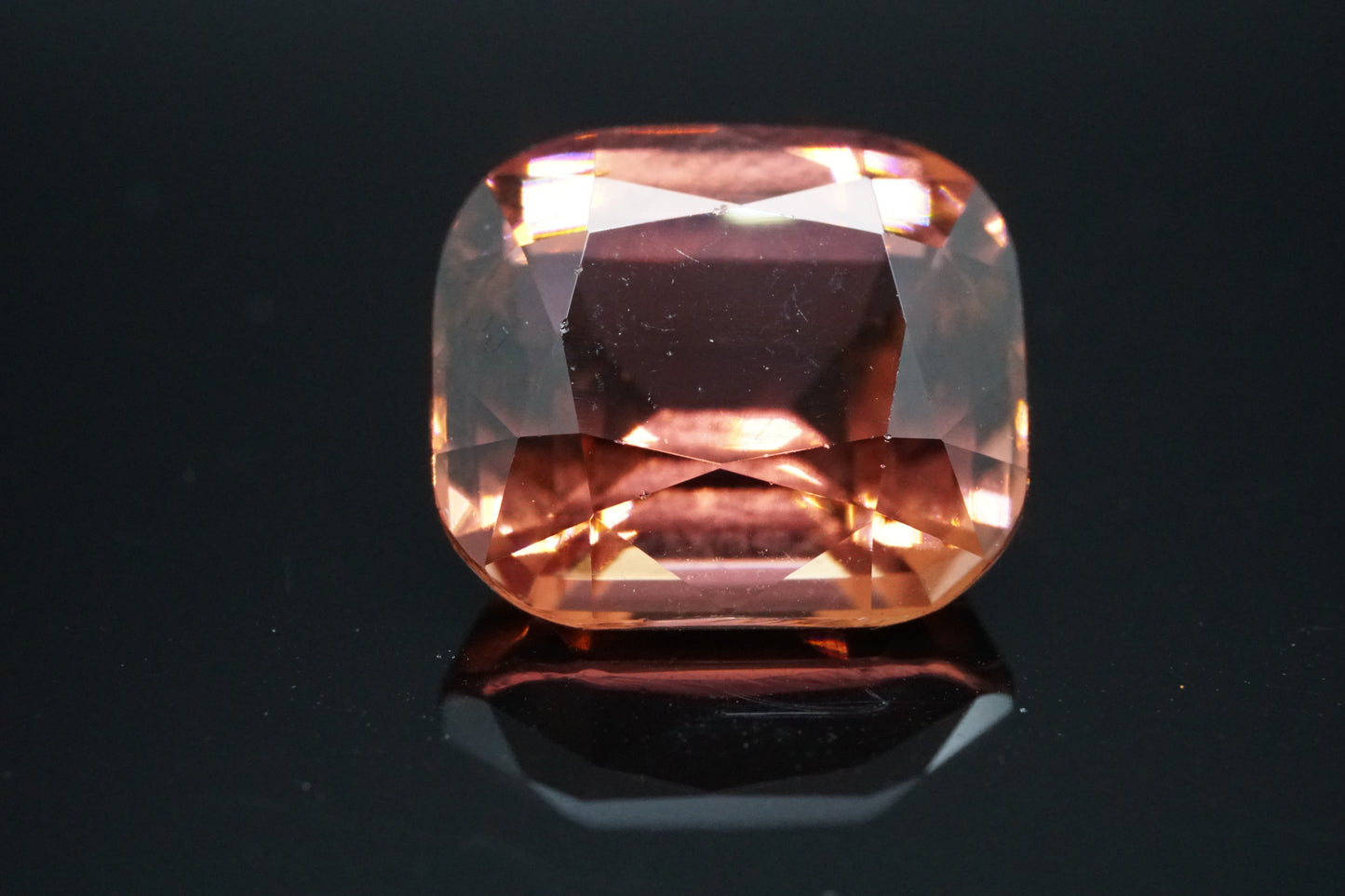 Natürlicher Turmalin aus Madagaskar – 4,81 ct – Kissenschliff – Unbehandelt