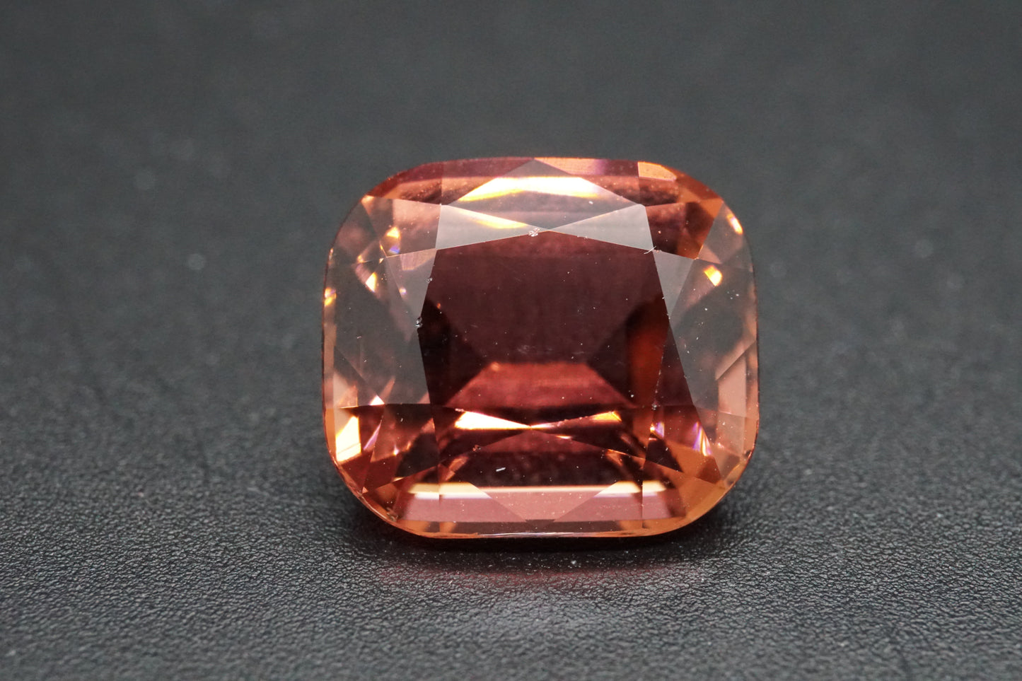 Natürlicher Turmalin aus Madagaskar – 4,81 ct – Kissenschliff – Unbehandelt