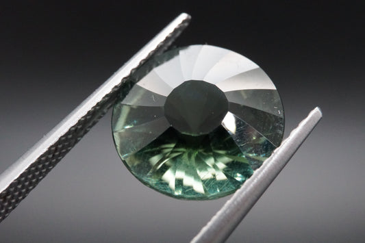 Natürlicher Turmalin aus Madagaskar – 3,95 ct – Laserschliff (Rund) – Unbehandelt