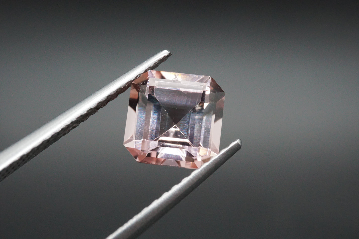 Natürlicher Turmalin aus Nigeria – 1,61 ct – Achteckiger Stufenschliff – Unbehandelt