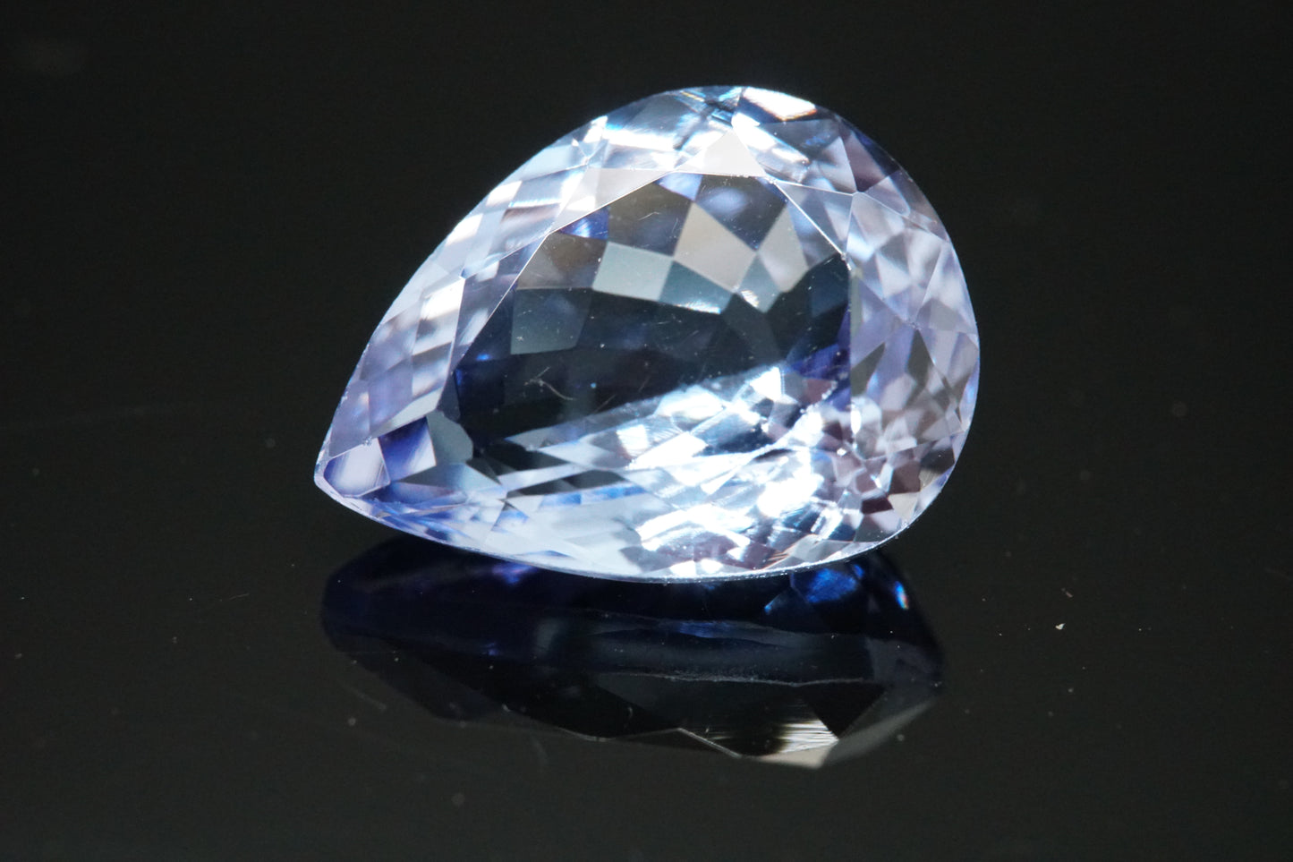 Natürlicher Tansanit aus Tansania – 3,62 ct – Birnenschliff – Unbehandelt