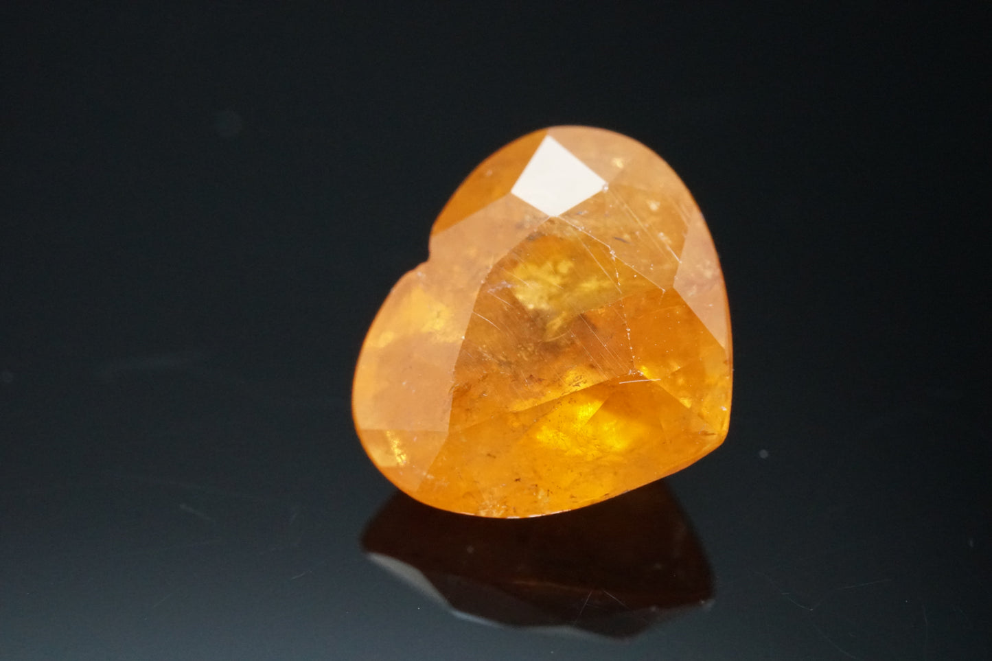 Natürlicher Spessartin-Granat aus Nigeria – 4,04 ct – Herzschliff – Unbehandelt