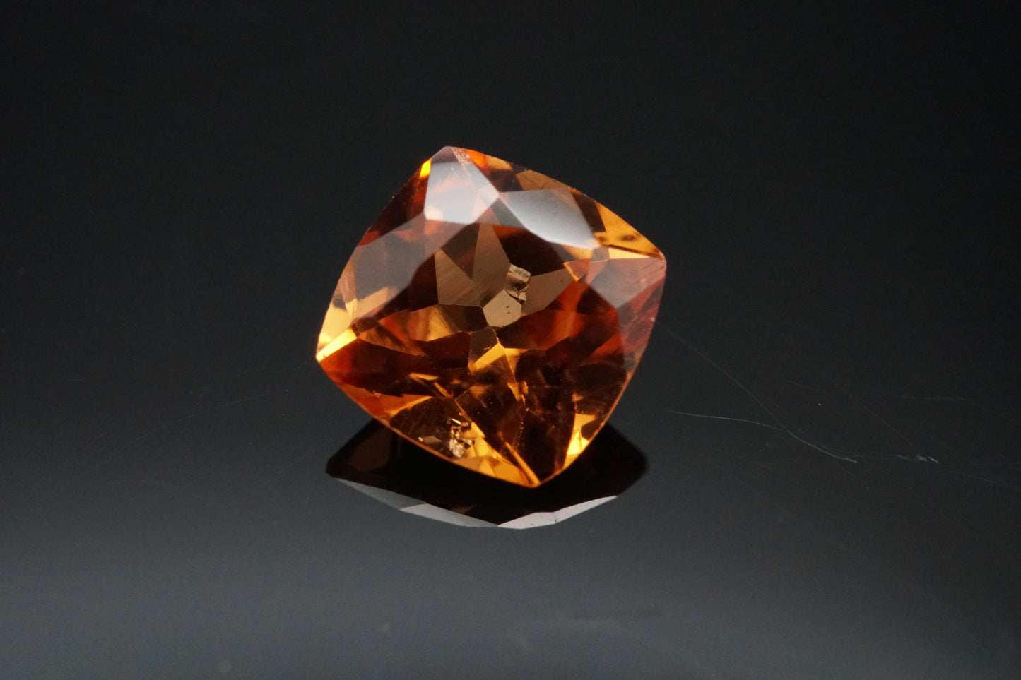 Natürlicher Spessartin-Granat aus Namibia – 1,07 ct – Kissenschliff – Unbehandelt