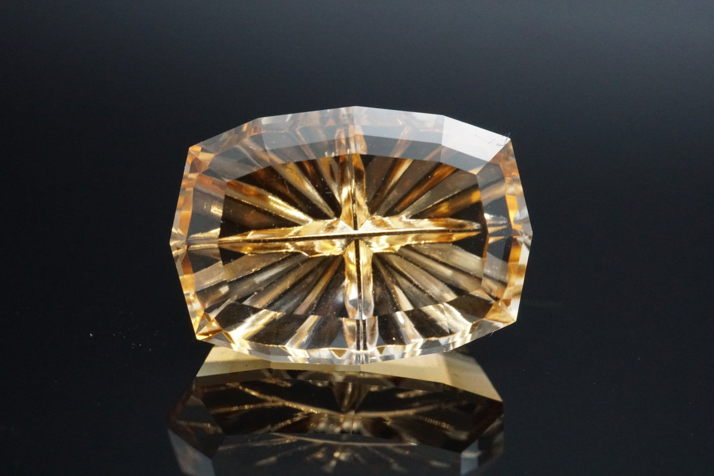Citrin Naturell aus Brasilien – 6,05 ct – Laser Cut
