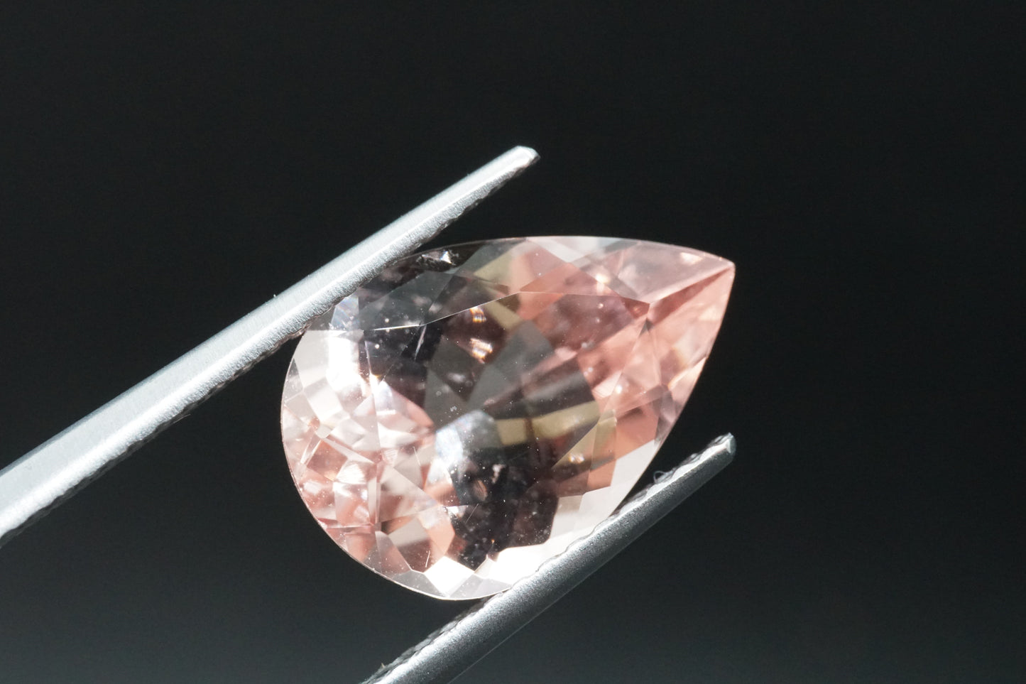 Morganit Naturell aus Brasilien – 3,46 ct – Pear Cut