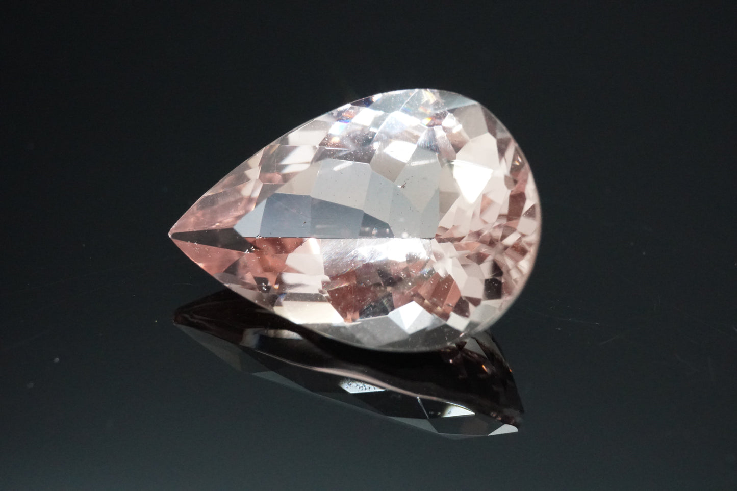 Morganit Naturell aus Brasilien – 3,46 ct – Pear Cut