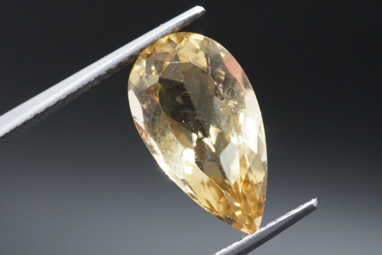 Heliodor Naturell aus Brasilien – 3,5 ct – Emerald Cut