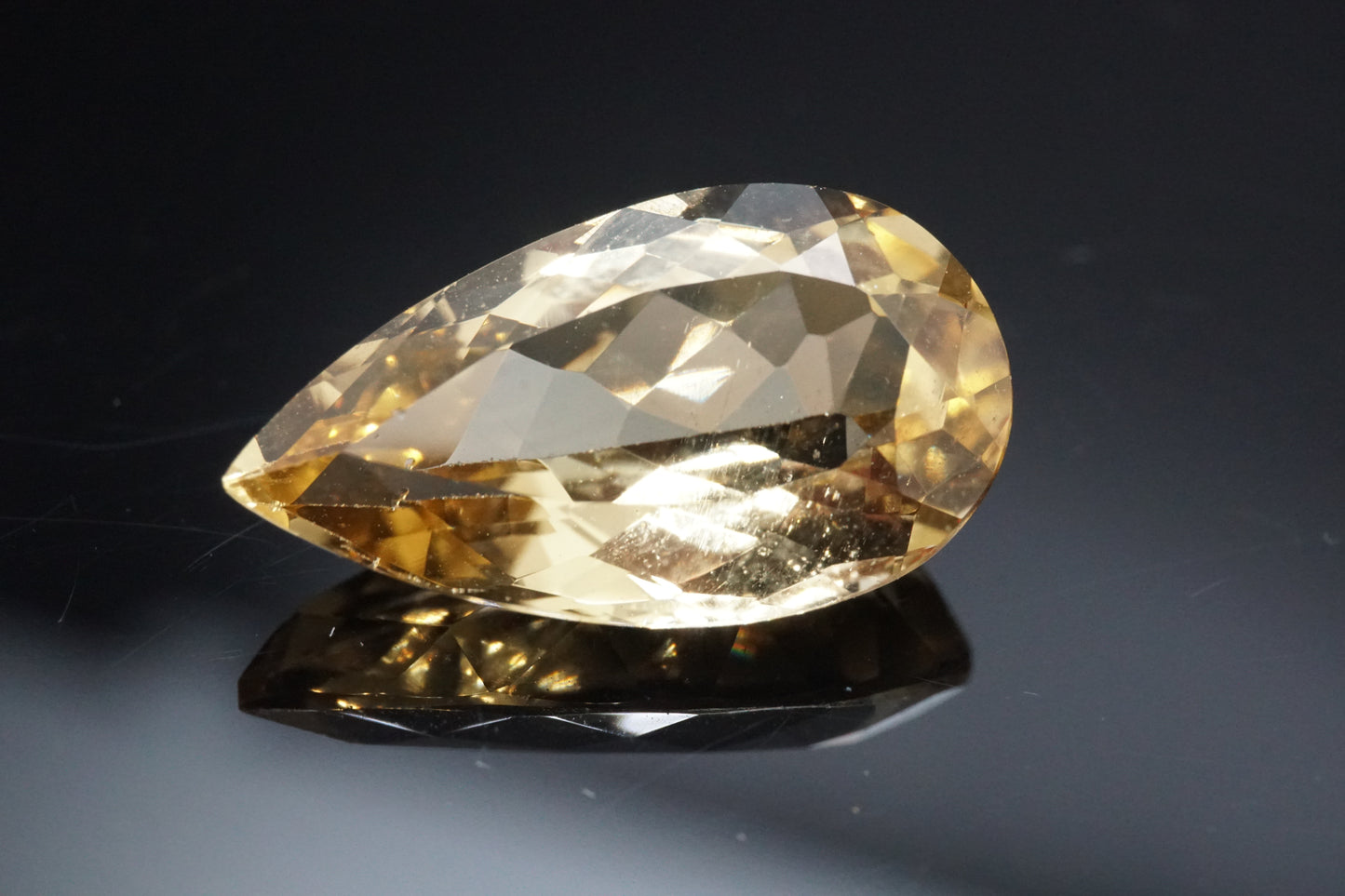 Heliodor Naturell aus Brasilien – 3,5 ct – Emerald Cut