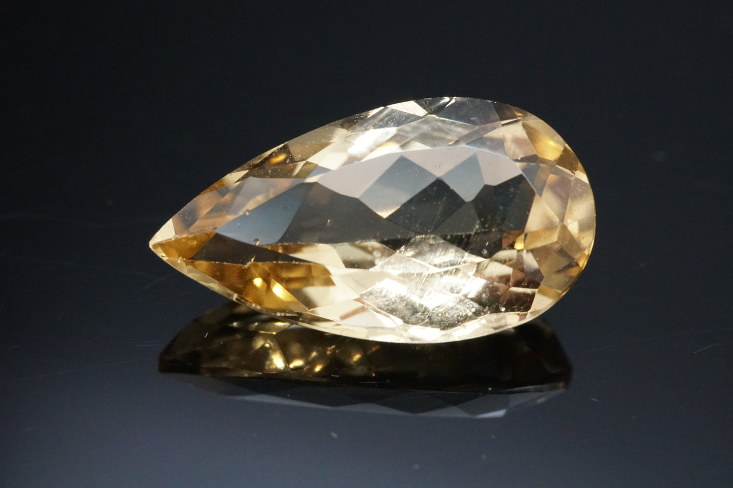 Heliodor Naturell aus Brasilien – 3,5 ct – Emerald Cut