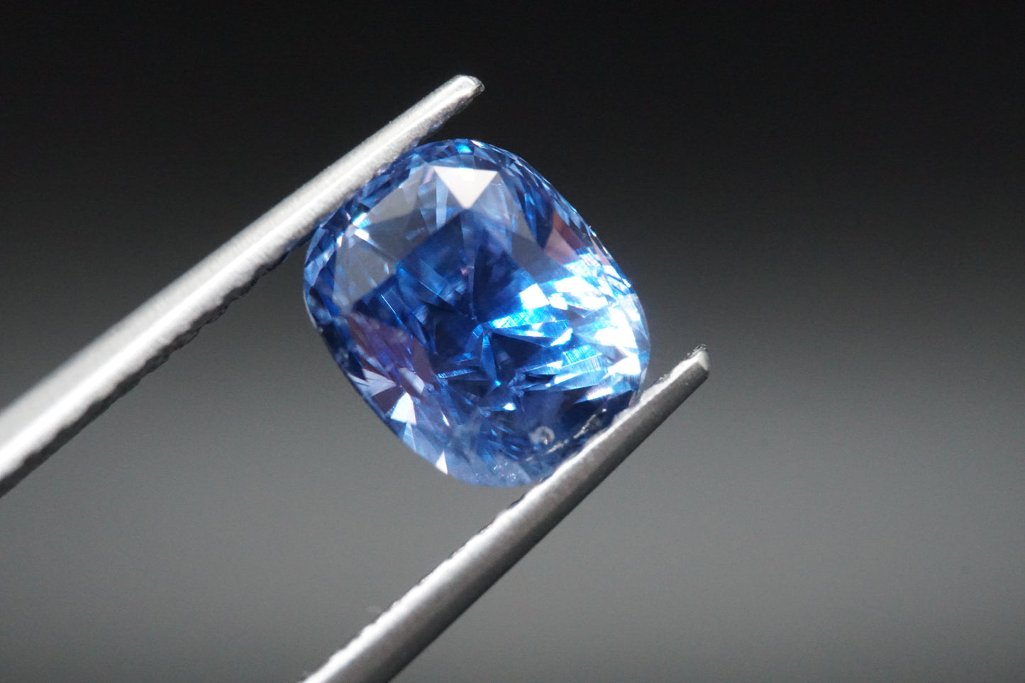 Natürlicher Blauer Saphir – 3,00 ct – Sri Lanka