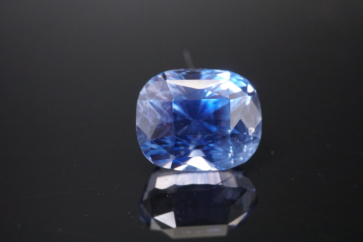 Natürlicher Blauer Saphir – 3,00 ct – Sri Lanka