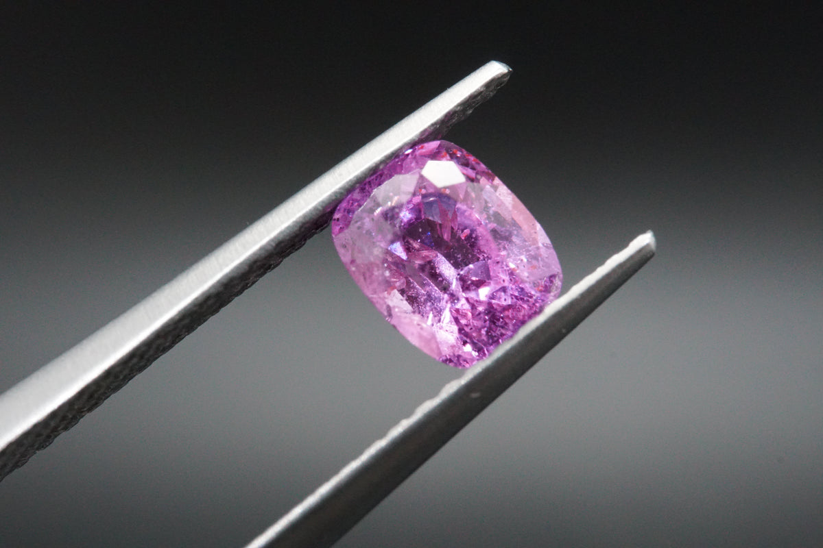 Rosa Saphir – 1,16 ct – Kissenschliff