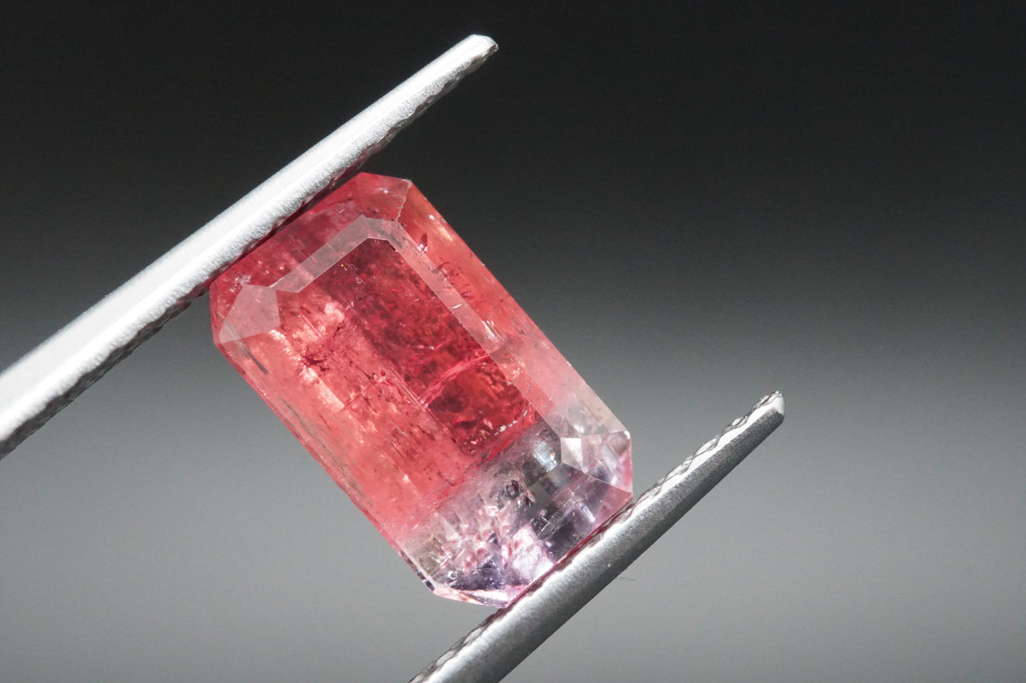 Natürlicher bicolorer Turmalin 2,61 ct Afghanistan unbehandelt