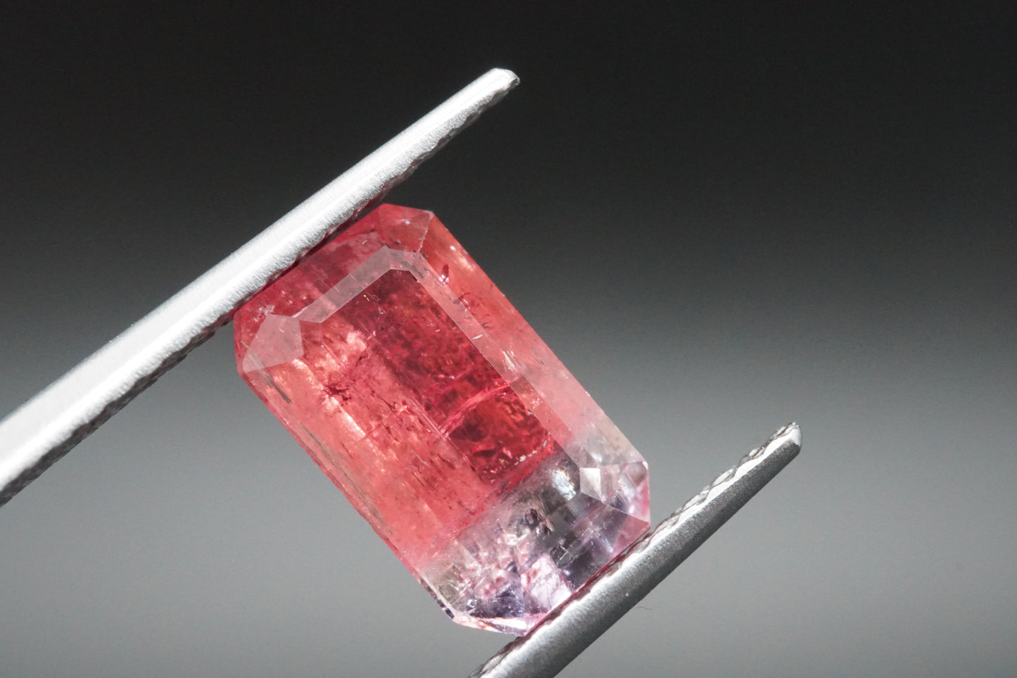 Natürlicher bicolorer Turmalin 2,61 ct Afghanistan unbehandelt