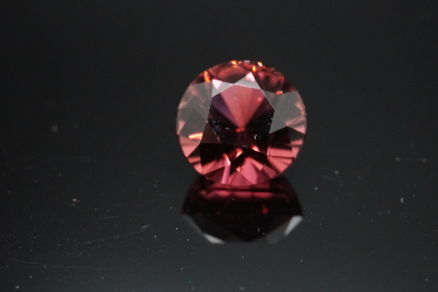 Natürlicher rosa-roter Turmalin 2,68 ct Madagaskar unbehandelt