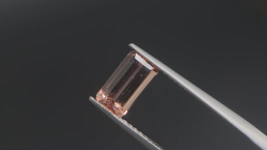 Imperial Topas aus Brasilien – Navette-Schliff – 1,28 ct