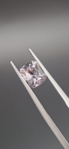 Grey Spinel