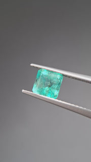 Emeralds cushion
