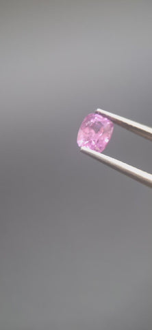 Natural Pink Sapphire Gemstone – Oval Cut Pink Saphir | Rare Pink Gem for Jewelry & Engagement Rings

