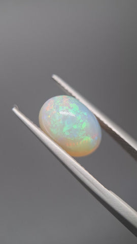 Opal oval