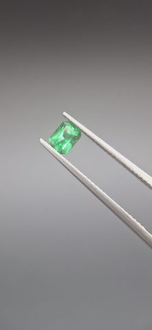Tsavorite