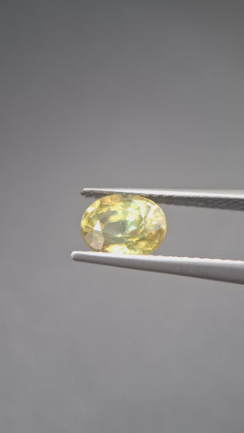 Sphene oval