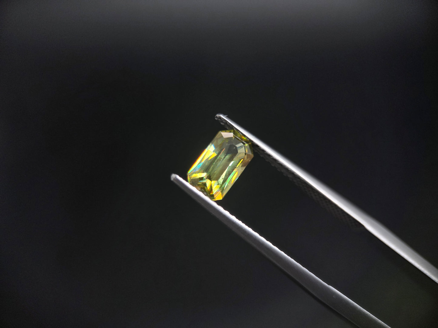 Exklusiver Sphen (Titanit) – Smaragdschliff & Diamantglanz – 1,46 ct