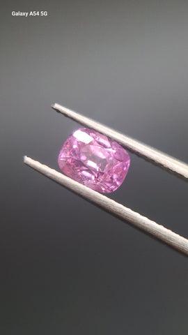 Natural Pink Sapphire Gemstone – Oval Cut Pink Saphir | Rare Pink Gem for Jewelry & Engagement Rings


