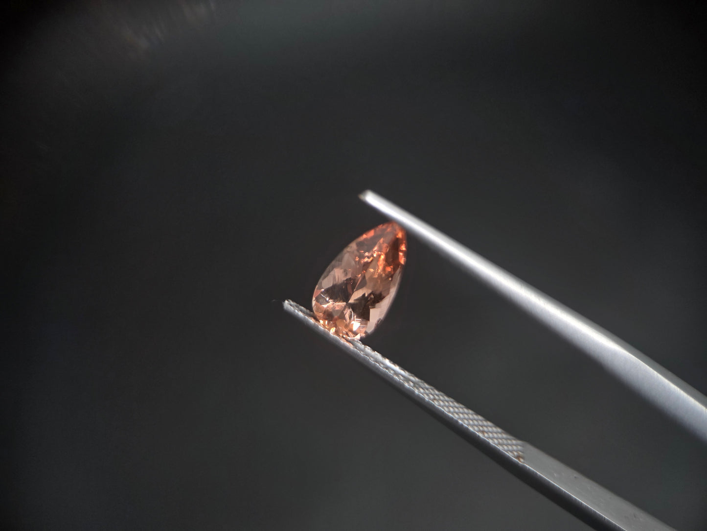 Exklusiver Imperial-Topas aus Brasilien – 1,38 ct – Eleganter Tropfenschliff